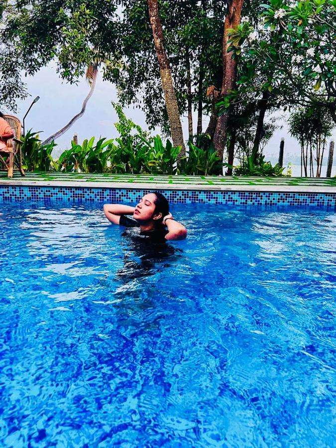 Cherai Lake Resort Cherai Beach Buitenkant foto